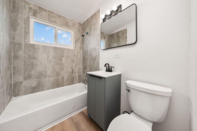 Building Photo - Available Now Fully Remodeled Updated 3 Bedroom 1 Bath Home