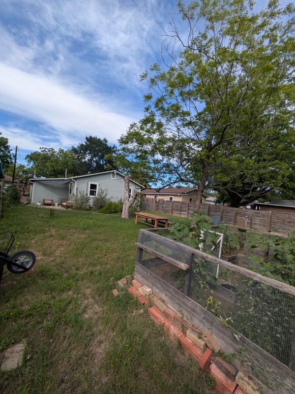 Building Photo - 4703 Oak Cliff Dr