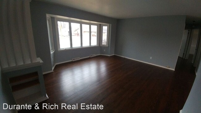 Building Photo - 3 br, 1 bath House - 3820 S 85th St