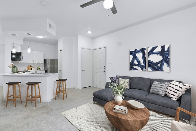 Foto del edificio - Northern Cross Apartments