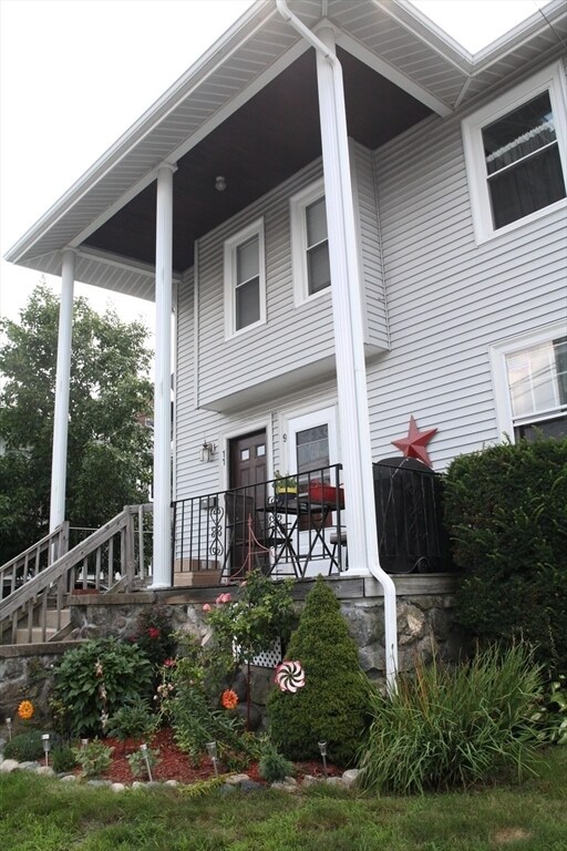 Building Photo - 11 Parmenter Rd