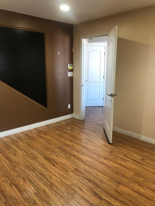 Foto del edificio - 11626 Oxnard St