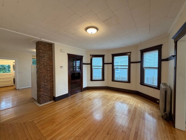 Foto del edificio - 126 Auburn St