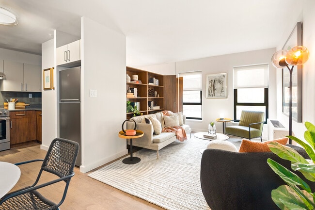 Apartment Living - Arbor College Park Apartments