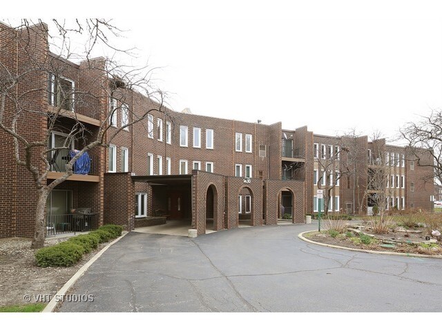 Foto principal - 1430 Sandstone Dr