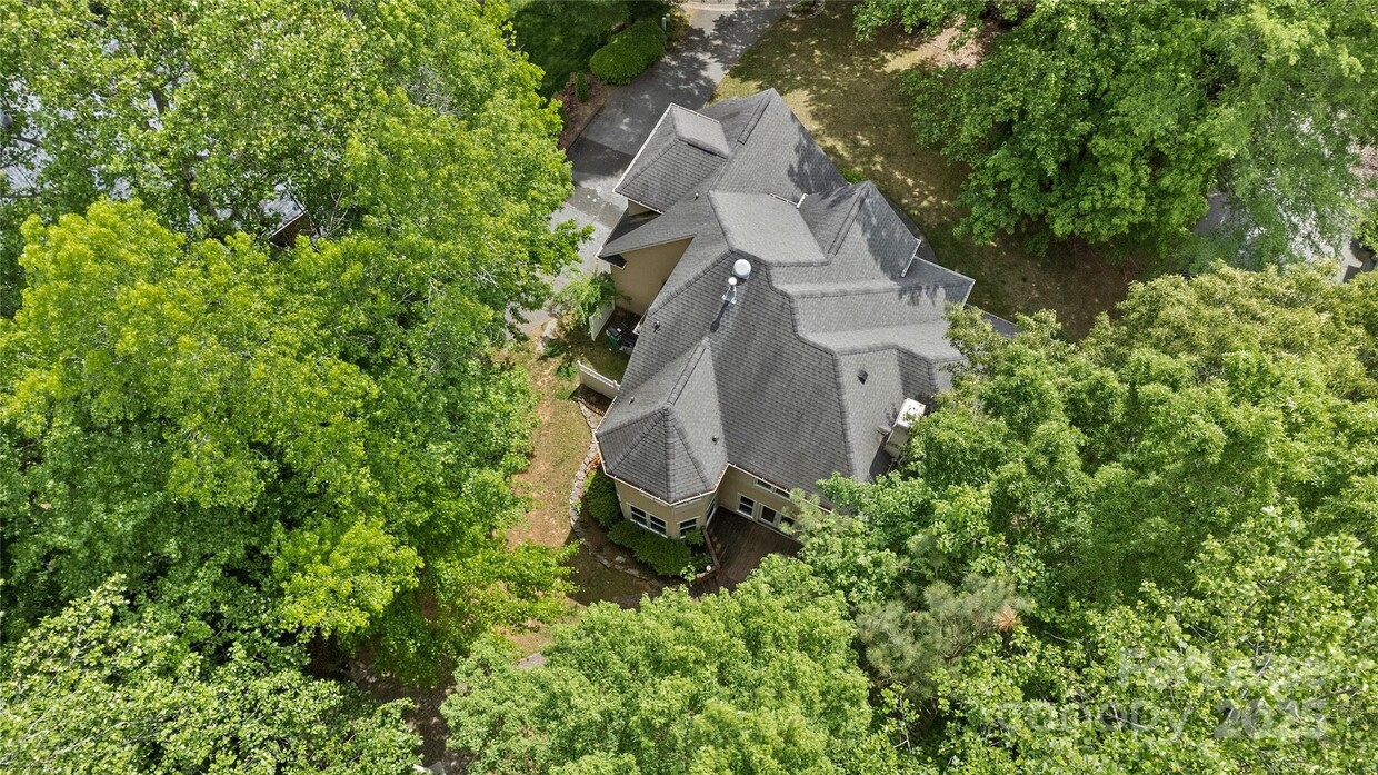 Foto principal - 3833 Denmeade Dr
