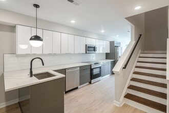 Building Photo - 1717 N 25th St