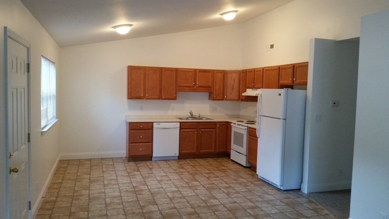 Building Photo - 1302 Stanwood Ln