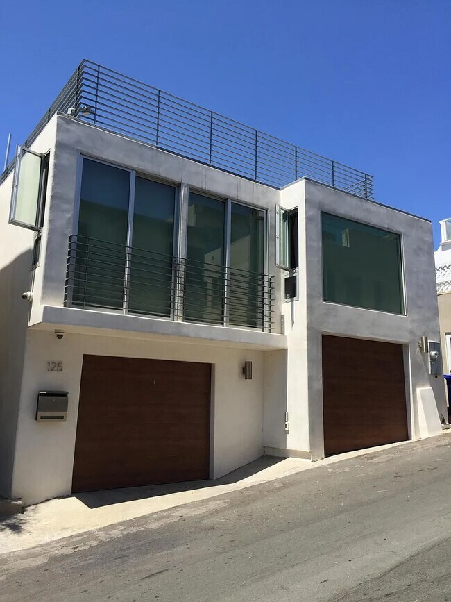 Foto del edificio - 125 16th Pl