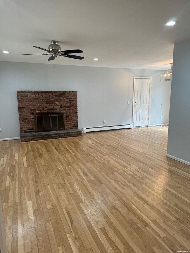 426 Brookhaven Ave, Flanders, NY 11901 House Rental in Flanders, NY