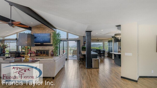 Foto del edificio - 3 br, 3 bath House - 28247 Faircrest Way