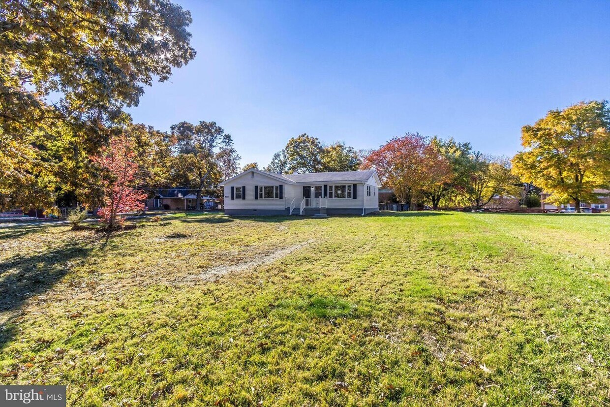Primary Photo - 6737 Allentown Rd