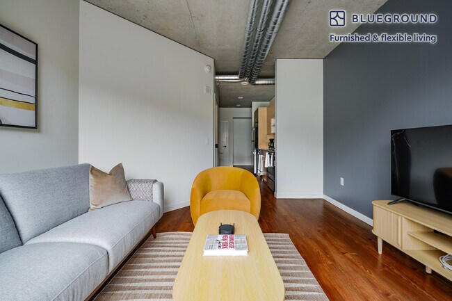 Foto del edificio - 624 Yale Ave N