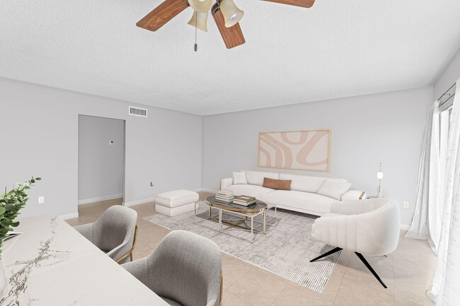 Building Photo - 3 Greenway Village N