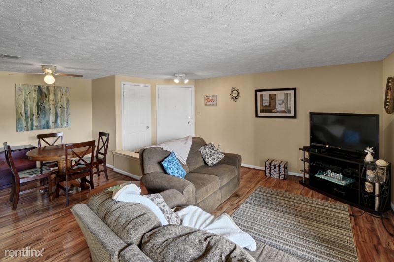 823 Stratford Way, Frederick, MD 21701 Condo for Rent in Frederick