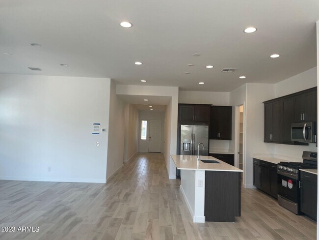 Foto del edificio - 21953 E Nightingale Dr