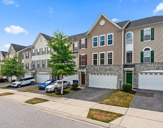 Building Photo - 8059 Gabriels Ct