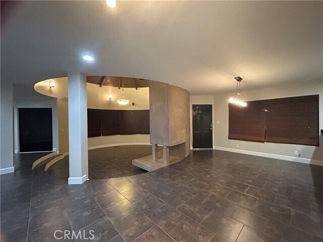 Foto del edificio - 1380 W 9th St