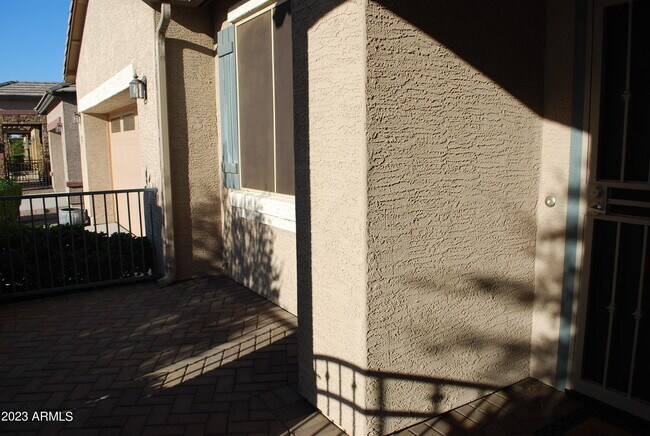 Foto del edificio - 17121 S 182nd Ln
