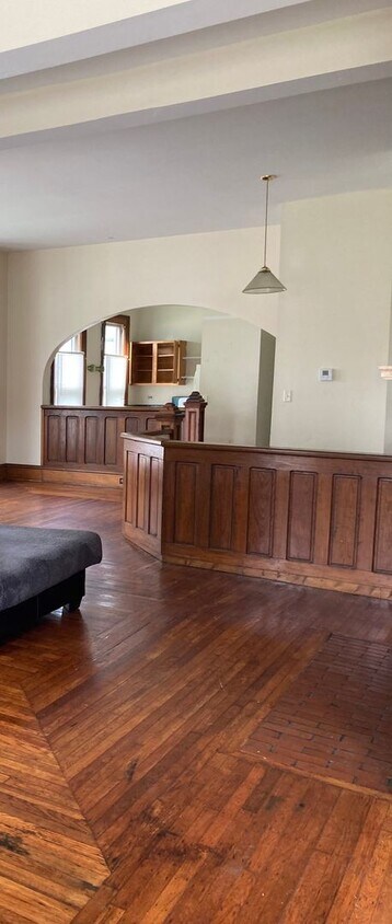 Foto del edificio - 402-404 E Gilbert St
