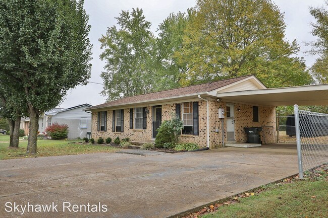 Foto del edificio - 2 br, 1 bath House - 684 Evergreen St