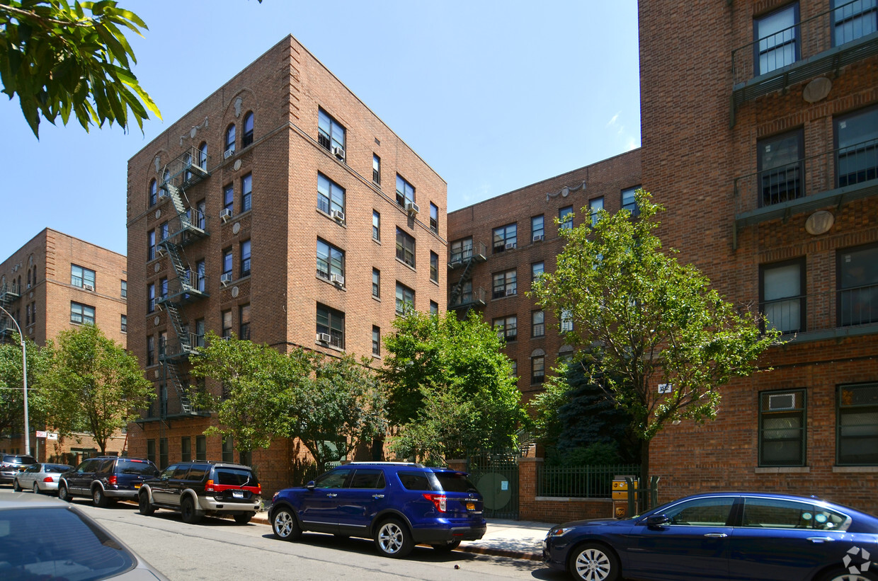 Building Photo - 1512 Townsend Ave