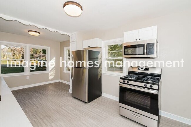 Foto del edificio - Remodeled 3 Bedroom Home in St. Louis with...