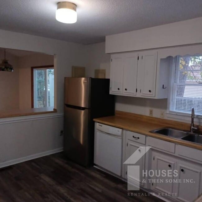 Building Photo - 1321 New Cut Rd