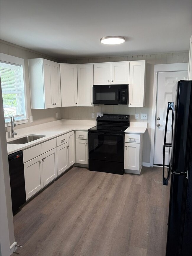 Photo - 1416 ATTUCKS STREET House