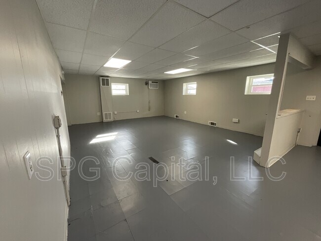 Foto del edificio - 477 High St