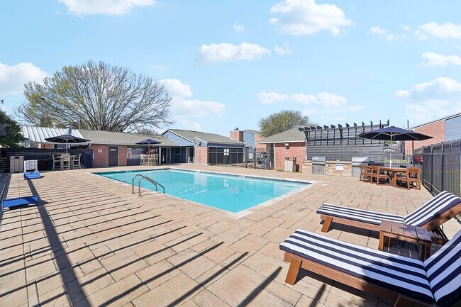 Apartamentos Azur, Waco, Texas - Azur