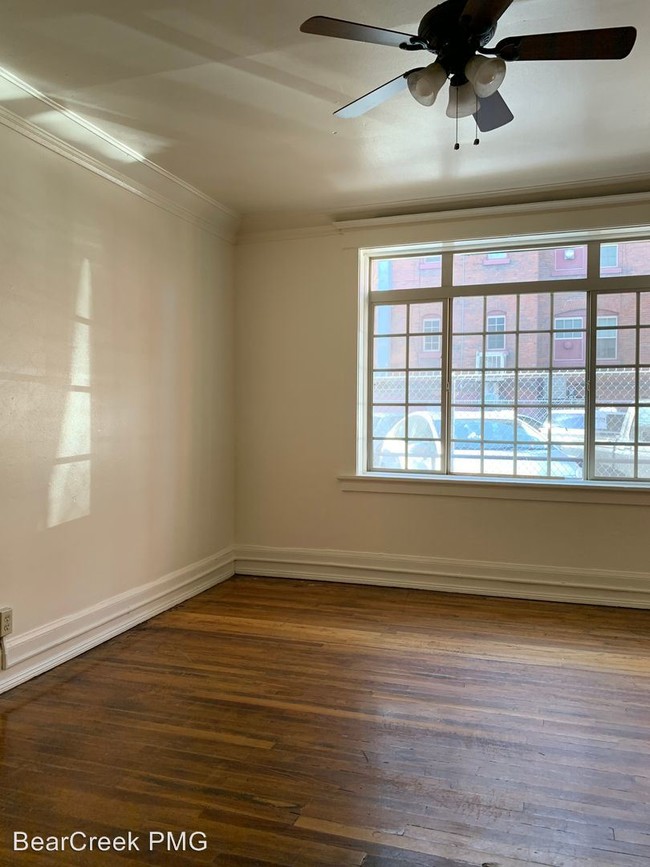 Foto del edificio - 1611 NW Lovejoy St