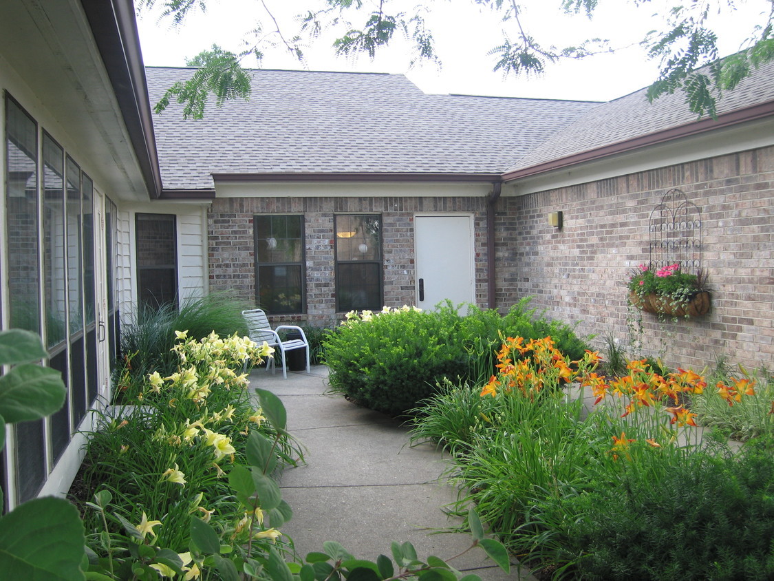 Patio - Water Dance Apartments