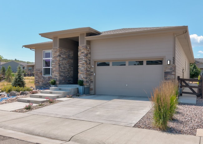 Building Photo - 532 Woodroot Cir
