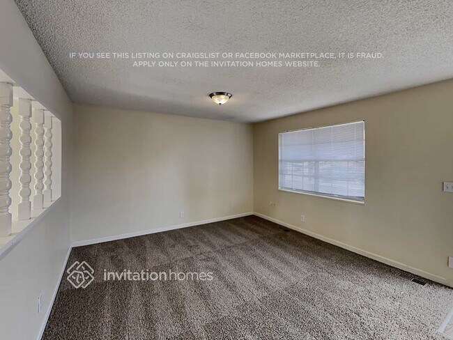 Foto del edificio - 5511 Revere St