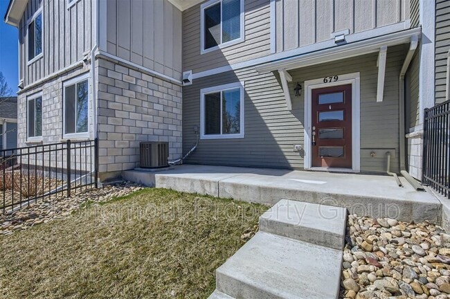 Photo - 679 Stonebridge Dr Townhome
