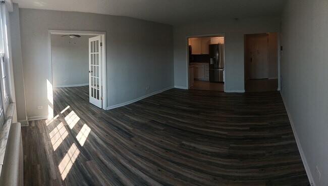 Foto del edificio - 13800 Fairhill Rd