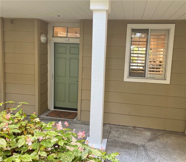 Building Photo - 20371 Bluffside Cir