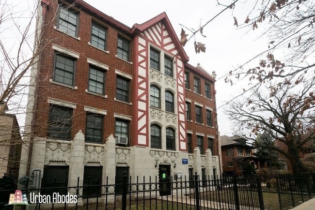 Building Photo - 2410 S Kedzie Ave
