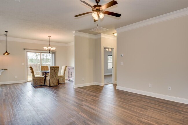 Foto del edificio - 1030 Swan Ct