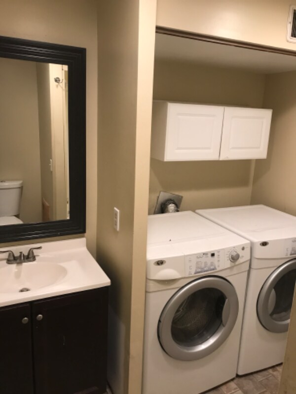 2363 Woodbrook Cir N, Columbus, OH 43223 House Rental in Columbus, OH