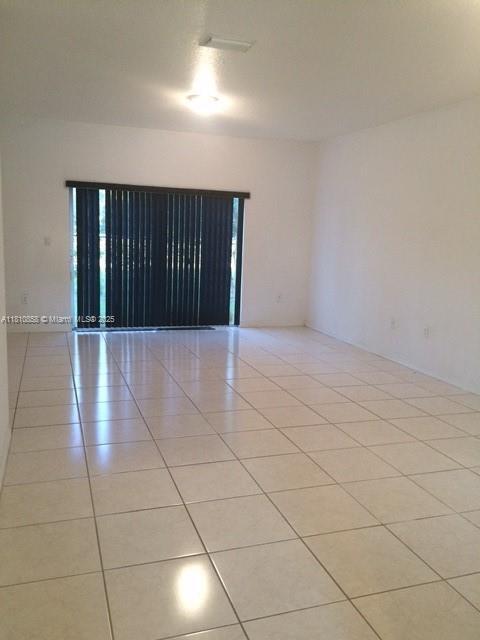 Foto del edificio - 14025 SW 49th St