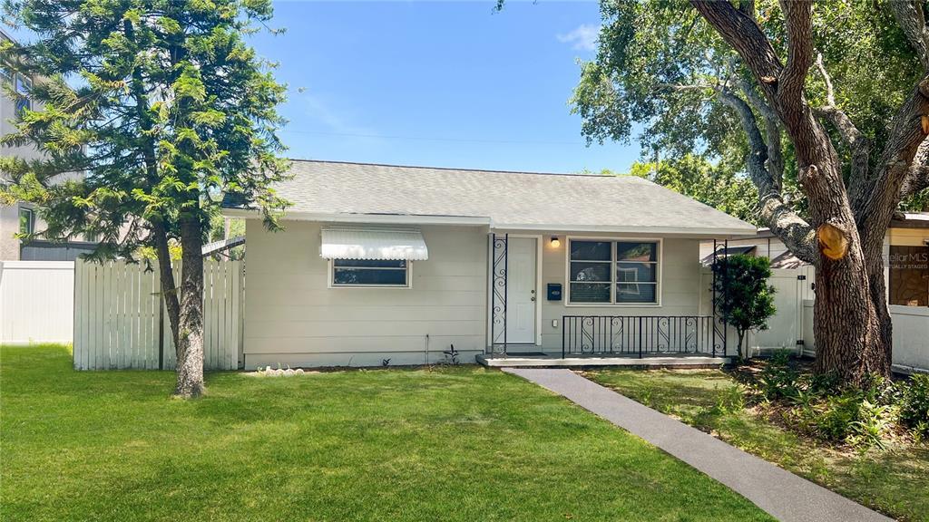 Foto principal - 4821 Dr M.L.K. Jr St N
