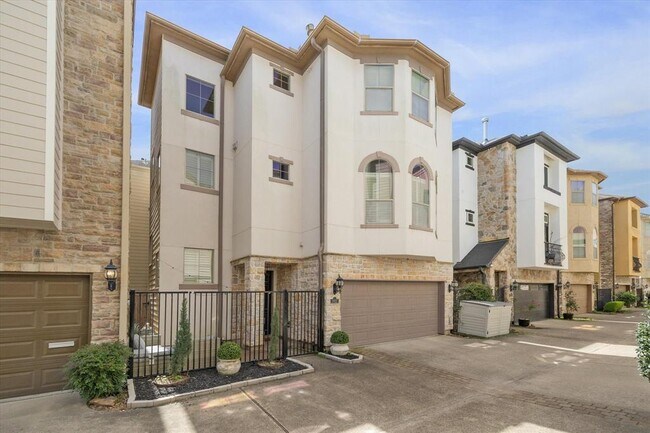 Foto del edificio - 5807 Birdsall Market Pl