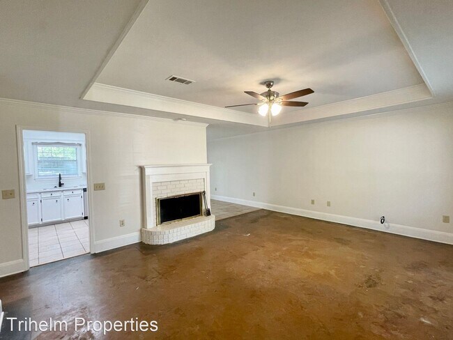 Foto del edificio - 3 br, 2 bath House - 305 Brookwoods Dr.