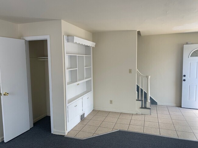 Building Photo - 705 E Rudisill Blvd