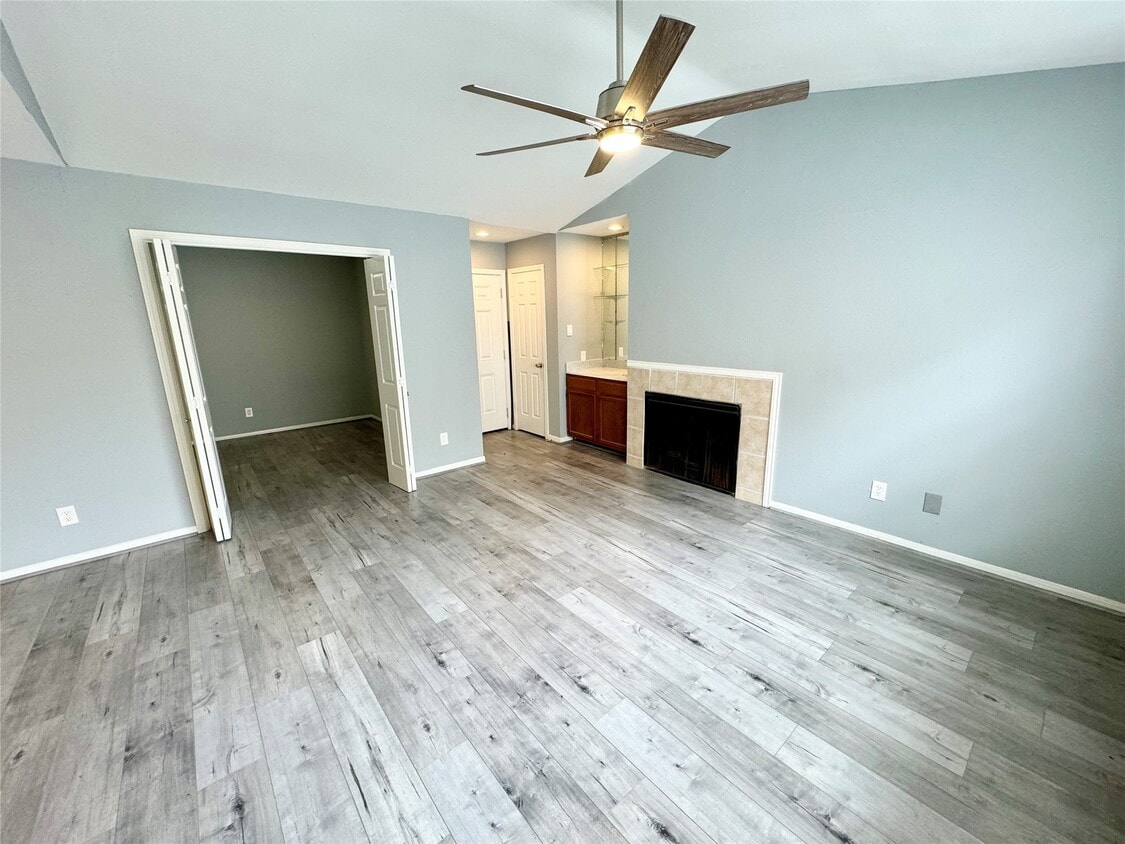 Primary Photo - 14600 Fonmeadow Dr