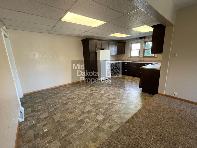 Foto del edificio - 420 E 6th Ave