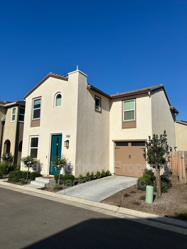 Primary Photo - 2055 N Walker Ln