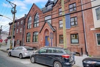 Building Photo - 620 S 8th St